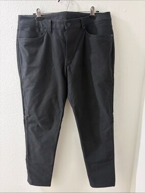 lululemon athletica Men's Slim Jeans - Black